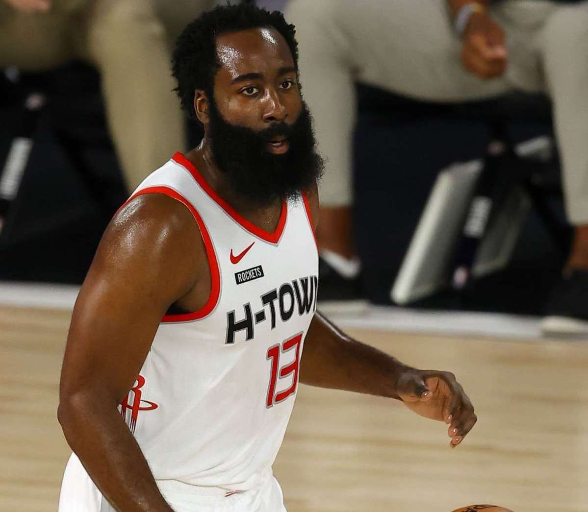 成首秀的恩 成首秀的恩